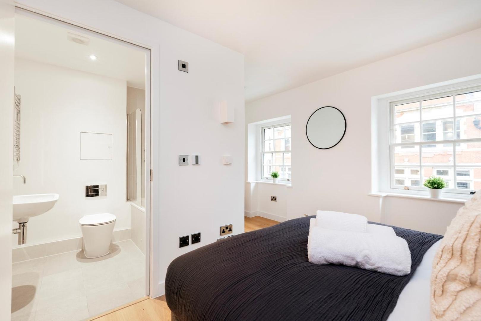 Bnbnook - Fitzrovia Duplex - Soho & Oxford Street Londra
